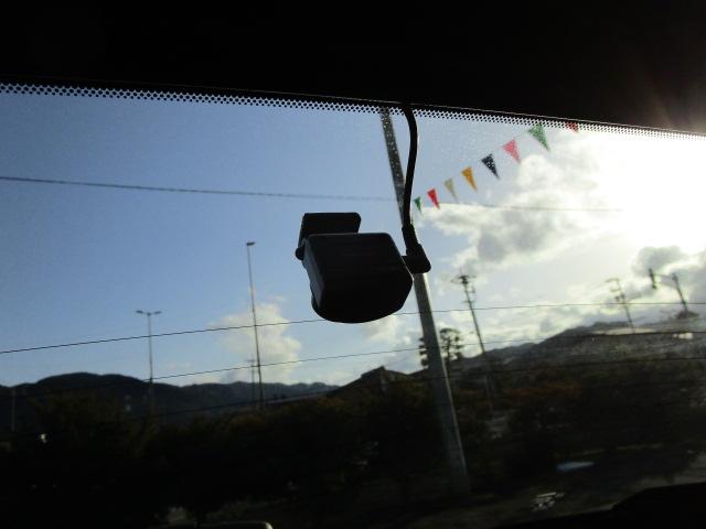 ジューク 15RX Vセレクション エマージェンシーブレーキ アラウンドビューモニター メモリナビ フルセグTV DVD再生 bluetooth接続 バックカメラ ETC スマートキー オートライト フォグランプ 前後ドライブレコーダー(19枚目)