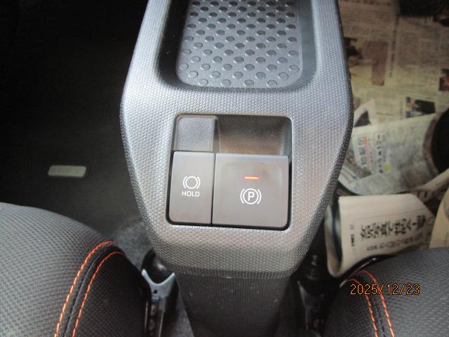 タフト Ｇ　４ＷＤ　ワンオーナー　スマートアシスト　６．８型スマホ連携オーディオ　Ｂｌｕｅｔｏｏｔｈ接続　バックカメラ　スマートキー　ＬＥＤライト　ＬＥＤフォグ　前後コーナーセンサー　寒冷地仕様　シートヒーター　ドラレコ（12枚目）