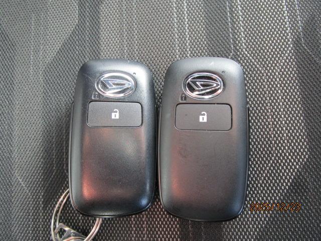 タフト Ｇ　４ＷＤ　ワンオーナー　スマートアシスト　６．８型スマホ連携オーディオ　Ｂｌｕｅｔｏｏｔｈ接続　バックカメラ　スマートキー　ＬＥＤライト　ＬＥＤフォグ　前後コーナーセンサー　寒冷地仕様　シートヒーター　ドラレコ（18枚目）