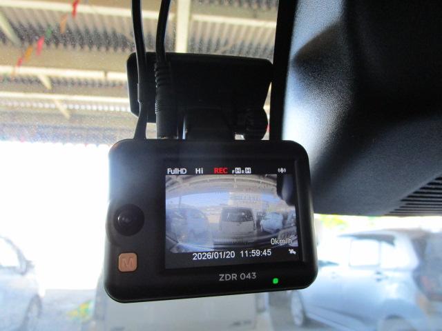 ミライース Ｌ　ＳＡＩＩＩ　４ＷＤ　マートアシスト３　メモリナビ　フルセグＴＶ　Ｂｌｕｅｔｏｏｔｈ接続　ＤＶＤ再生可　バックカメラ　ＥＴＣ　前後コーナーセンサー　オートハイビーム（16枚目）