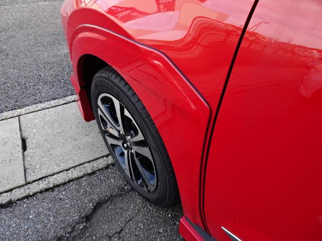 ロッキー プレミアムＧ　４ＷＤ　ターボ　ＳＡ　ＷエアＢ　サイド＆カーテンエアＢ　ＡＢＳ　ＴＲＣ　ＶＳＣ　ＢＳＭ　モデリスタエアロ　リアスポイラー　オーバーフェンダー　マフラーカッター　９インチプレミアムナビ　パノラマモニター（4枚目）