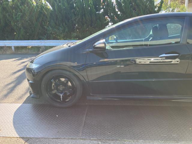 シビック タイプＲ　ユーロ　車高調　ローダウン　Ｗｅｄｓ　ｓｐｏｒｔ　ＲＮ－０５新品アルミ　ＡＤＶＡＮ　Ａ０５２　２２５／４０Ｒ１８　新品フジツボマフラー（12枚目）