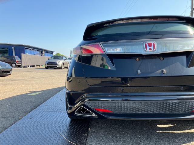 シビック タイプＲ　ユーロ　車高調　ローダウン　Ｗｅｄｓ　ｓｐｏｒｔ　ＲＮ－０５新品アルミ　ＡＤＶＡＮ　Ａ０５２　２２５／４０Ｒ１８　新品フジツボマフラー（17枚目）