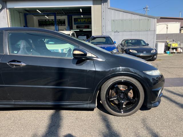 シビック タイプＲ　ユーロ　車高調　ローダウン　Ｗｅｄｓ　ｓｐｏｒｔ　ＲＮ－０５新品アルミ　ＡＤＶＡＮ　Ａ０５２　２２５／４０Ｒ１８　新品フジツボマフラー（30枚目）