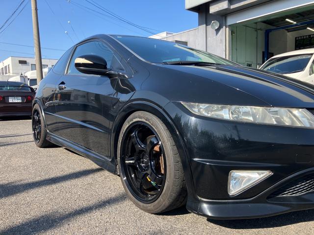 シビック タイプＲ　ユーロ　車高調　ローダウン　Ｗｅｄｓ　ｓｐｏｒｔ　ＲＮ－０５新品アルミ　ＡＤＶＡＮ　Ａ０５２　２２５／４０Ｒ１８　新品フジツボマフラー（32枚目）