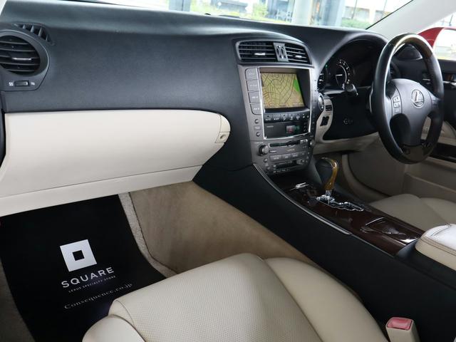 IS IS250C バージョンL シートリペア済み/現行Fスポーツ仕様スピンドルグリル/現行仕様三眼ヘッドライト&シーケンシャルウィンカー/OP18インチホイール/OPウッドコンビハンドル/シートヒーター&クーラー/Bluetooth(40枚目)