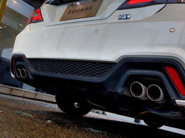 クラウンハイブリッド ＲＳ　ＯＰセーフティパッケージ／ＯＰブラインドスポットモニター／ＯＰヘッドアップディスプレイ／デジタルインナーミラー型ドラレコ／シートカバー／衝突軽減＆追従機能／レーンキープ／４本出しマフラー／ＥＴＣ（23枚目）