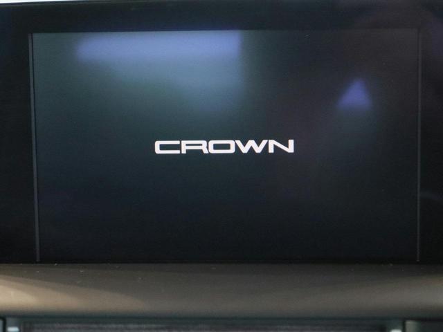 クラウンハイブリッド ＲＳ　ＯＰセーフティパッケージ／ＯＰブラインドスポットモニター／ＯＰヘッドアップディスプレイ／デジタルインナーミラー型ドラレコ／シートカバー／衝突軽減＆追従機能／レーンキープ／４本出しマフラー／ＥＴＣ（35枚目）