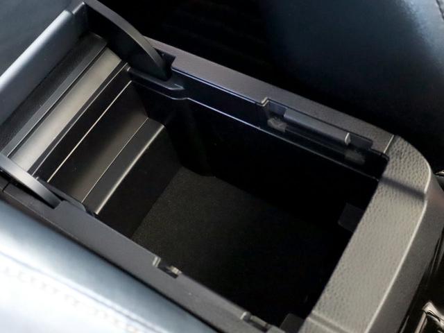 ハリアー エレガンス　ＬＯＸＡＲＮＹ２２インチ／ダウンサス（超ローダウン）／社外ＳＤナビ／ハーフレザーシート／バックモニター／ドラレコ／防眩インナーミラー／Ｂｌｕｅｔｏｏｔｈ／運転席パワーシート／ＥＴＣ／フルセグ／記録簿付（44枚目）