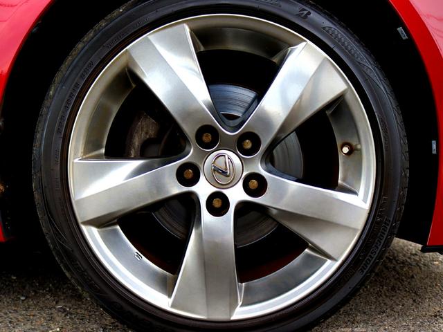 ＩＳ ＩＳ２５０Ｃ　バージョンＬ　シートリペア済／現行Ｆスポーツ仕様スピンドルグリル／現行仕様ヘッドライト＆流ウィンカー／ＯＰソナー／ＯＰ１８インチホイール／ＯＰウッドコンビハンドル／３６０度ドラレコ／Ｂｌｕｅｔｏｏｔｈ／ＥＴＣ（27枚目）