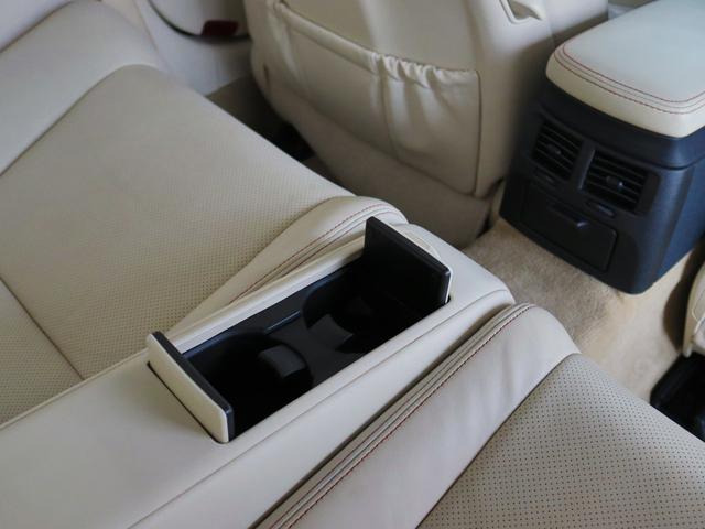 ＩＳ ＩＳ２５０Ｃ　バージョンＬ　シートリペア済／現行Ｆスポーツ仕様スピンドルグリル／現行仕様ヘッドライト＆流ウィンカー／ＯＰソナー／ＯＰ１８インチホイール／ＯＰウッドコンビハンドル／３６０度ドラレコ／Ｂｌｕｅｔｏｏｔｈ／ＥＴＣ（36枚目）