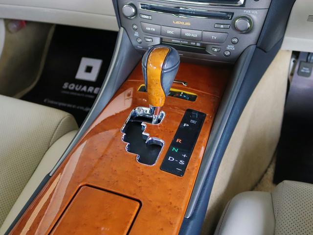 ＩＳ ＩＳ２５０Ｃ　バージョンＬ　シートリペア済／現行Ｆスポーツ仕様スピンドルグリル／現行仕様ヘッドライト＆流ウィンカー／ＯＰソナー／ＯＰ１８インチホイール／ＯＰウッドコンビハンドル／３６０度ドラレコ／Ｂｌｕｅｔｏｏｔｈ／ＥＴＣ（42枚目）