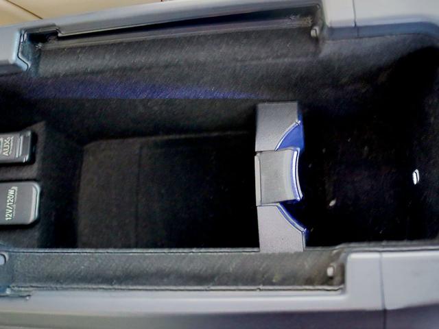 ＩＳ ＩＳ２５０Ｃ　バージョンＬ　シートリペア済／現行Ｆスポーツ仕様スピンドルグリル／現行仕様ヘッドライト＆流ウィンカー／ＯＰソナー／ＯＰ１８インチホイール／ＯＰウッドコンビハンドル／３６０度ドラレコ／Ｂｌｕｅｔｏｏｔｈ／ＥＴＣ（44枚目）