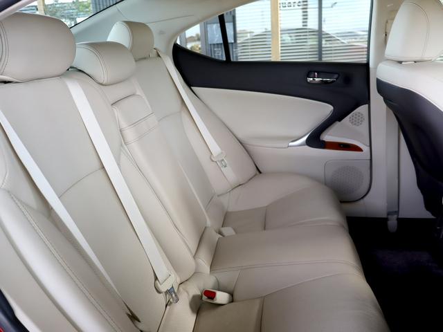 ＩＳ ＩＳ２５０　バージョンＬ　最終モデル後期車／現行仕様スピンドルグリル／現行仕様ヘッド＆テールランプ／シートリペア済み／シートヒーター＆クーラー／バックカメラ／禁煙車／ＥＴＣ／クルーズコントロール／Ｂｌｕｅｔｏｏｔｈ／記録簿付（34枚目）