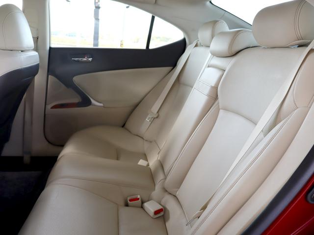 ＩＳ ＩＳ２５０　バージョンＬ　最終モデル後期車／現行仕様スピンドルグリル／現行仕様ヘッド＆テールランプ／シートリペア済み／シートヒーター＆クーラー／バックカメラ／禁煙車／ＥＴＣ／クルーズコントロール／Ｂｌｕｅｔｏｏｔｈ／記録簿付（37枚目）