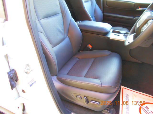 ランドクルーザー250 VX 丸目ヘッド レザーシート ムーンルーフ モデリスタエアロ(16枚目)