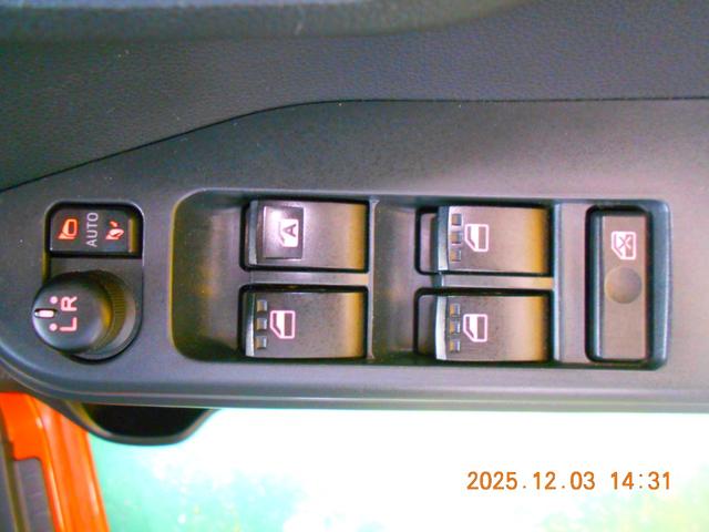 ウェイク L SAIII スマートアシスト 両側パワースライド クリアランスソナー オートリトラミラー 現在スタッドレスタイヤ付き(36枚目)