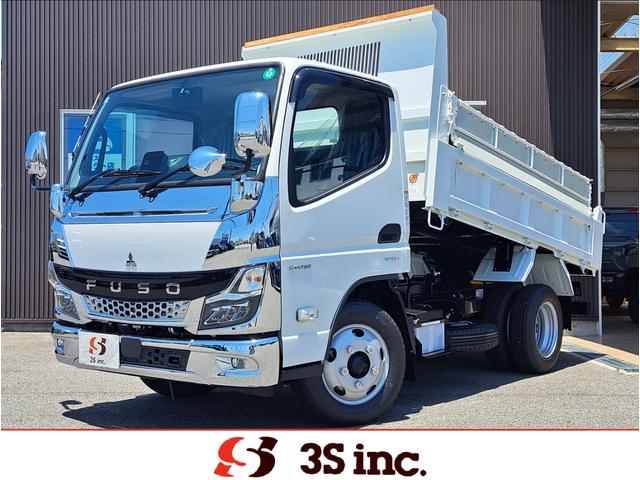 キャンター 全低床強化ダンプ　新型！リアビューカメラ　オリジナルステンレスバンパー　カーナビ　ＥＴＣ　全低床ダンプ　４ナンバー３ｔ強化ダンプ　純正メッキパーツ　中外可動式コボレーン　中間ピン装備　オーバーヘッドシェルフ（57枚目）