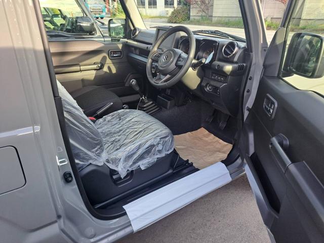 ジムニー XC 届出済み未使用車 4型 5MT パートタイム4WD クリアランスソナー LEDヘッドライト クルーズコントロール デュアルセンサーブレーキ シートヒーター メーカー保証付き(15枚目)