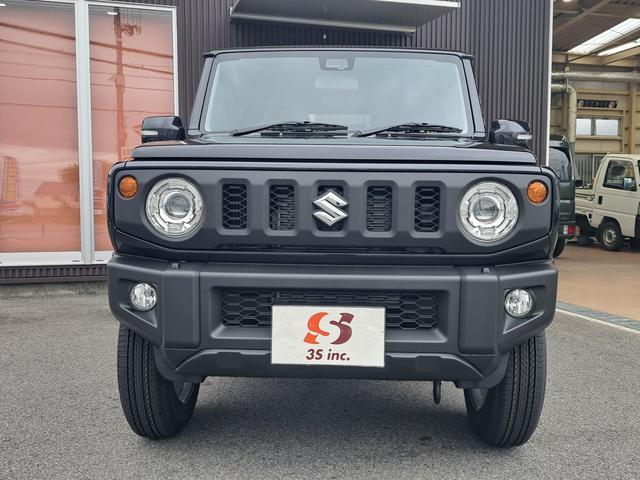 ジムニー XC 届出済み未使用車 4型 4AT パートタイム4WD クリアランスソナー LEDヘッドライト クルーズコントロール デュアルセンサーブレーキ シートヒーター メーカー保証付き(3枚目)