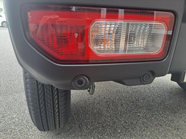 ジムニー XC 届出済み未使用車 4型 4AT パートタイム4WD クリアランスソナー LEDヘッドライト クルーズコントロール デュアルセンサーブレーキ シートヒーター メーカー保証付き(14枚目)