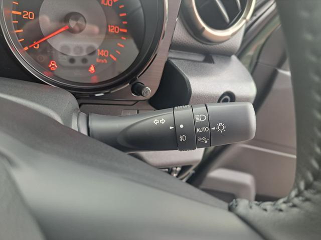 ジムニー XC 届出済み未使用車 4型 4AT パートタイム4WD クリアランスソナー LEDヘッドライト クルーズコントロール デュアルセンサーブレーキ シートヒーター メーカー保証付き(26枚目)