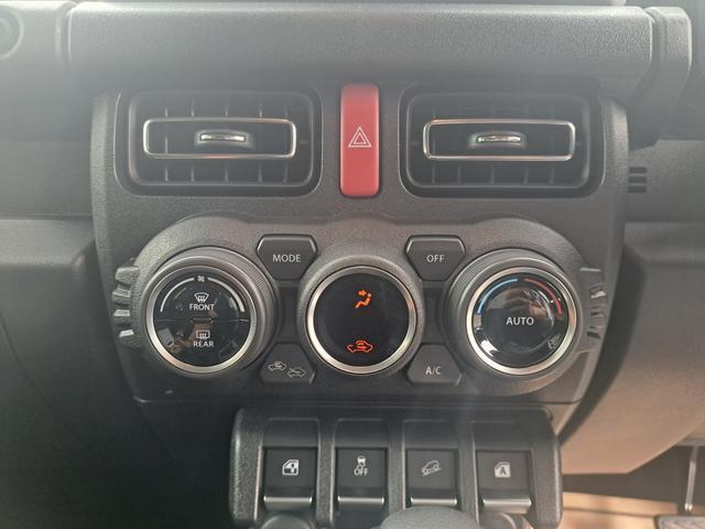 ジムニー XC 届出済み未使用車 4型 4AT パートタイム4WD クリアランスソナー LEDヘッドライト クルーズコントロール デュアルセンサーブレーキ シートヒーター メーカー保証付き(29枚目)