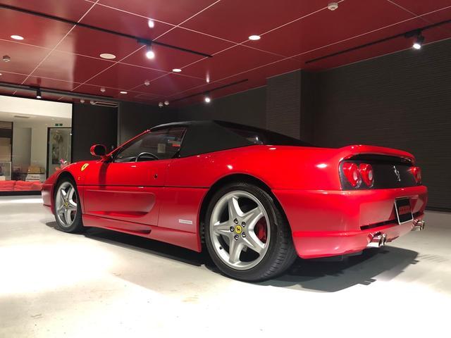 Ｆ３５５ スパイダー　フィオラノハンドリングＰＫＧ　ディーラー車　Ｆ１シフト　クライスジーク可変マフラー純正あり　タイミングベルト交換済み（13枚目）