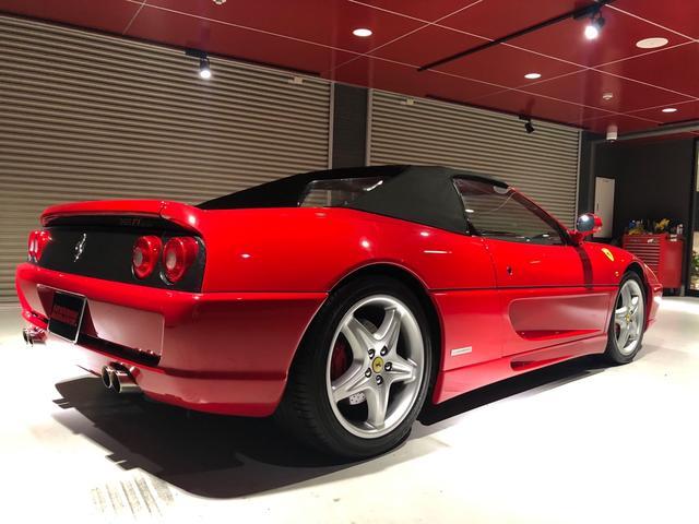 Ｆ３５５ スパイダー　フィオラノハンドリングＰＫＧ　ディーラー車　Ｆ１シフト　クライスジーク可変マフラー純正あり　タイミングベルト交換済み（19枚目）