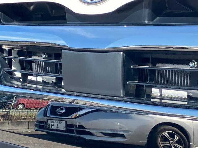 ハイエースバン スーパーＧＬ　ダークプライムＩＩ　登録済未使用車／４ＷＤ／寒冷地仕様／ＡＬＰＩＮＥ　ＢＩＧＤＡ／ＨＤＭＩ／ＥＴＣ／パノラミックビューＭ／デジタルインナーＭ／ＴＲＤフロントスポイラー／１６ｉｎアルミ／両側パワースライドドア／ベッドキット（30枚目）