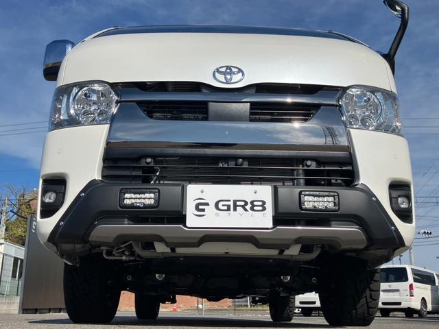 ハイエースバン スーパーＧＬ　ダークプライムＩＩ　登録済未使用車／４ＷＤ／寒冷地仕様／ＡＬＰＩＮＥ　ＢＩＧＤＡ／ＨＤＭＩ／ＥＴＣ／パノラミックビューＭ／デジタルインナーＭ／ＴＲＤフロントスポイラー／１６ｉｎアルミ／両側パワースライドドア／ベッドキット（32枚目）