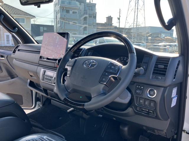 ハイエースバン スーパーＧＬ　ダークプライムＩＩ　登録済未使用車／４ＷＤ／寒冷地仕様／ＡＬＰＩＮＥ　ＢＩＧＤＡ／ＨＤＭＩ／ＥＴＣ／パノラミックビューＭ／デジタルインナーＭ／ＴＲＤフロントスポイラー／１６ｉｎアルミ／両側パワースライドドア／ベッドキット（46枚目）