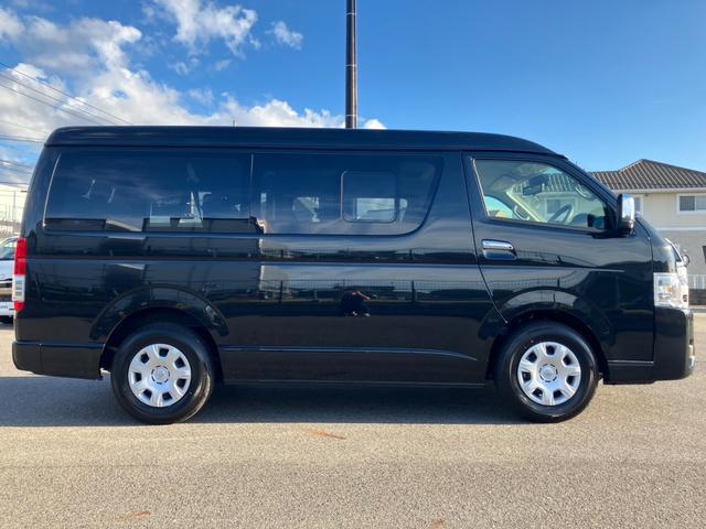 ハイエースワゴン ＧＬ　登録済未使用車／４列１０人乗／パノラミックビューモニター／デジタルインナーミラー／パワースライドドア／ＬＥＤヘッドライト／クリアランスソナー／トヨタセーフティーセンス／ＬＥＤフォグランプ（23枚目）