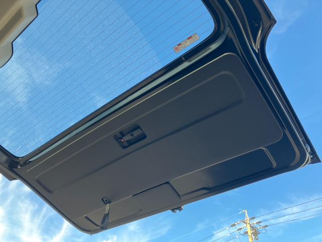 ハイエースワゴン ＧＬ　登録済未使用車／４列１０人乗／パノラミックビューモニター／デジタルインナーミラー／パワースライドドア／ＬＥＤヘッドライト／クリアランスソナー／トヨタセーフティーセンス／ＬＥＤフォグランプ（62枚目）