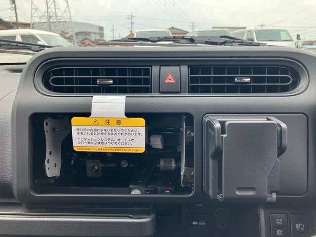 プロボックス ハイブリッドＦ　登録済未使用車／バックモニター／トヨタセーフティーセンス／ＡＣ１００Ｖ電源／ダブルエアバック／オートハイビーム／レーンキーピング／トラクションコントロール／キーレスエントリー／電動格納ドアミラー（16枚目）