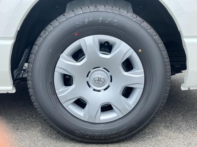ハイエースワゴン グランドキャビン　登録済未使用車／４ＷＤ／４列１０人乗り／デジタルインナーミラー／パノラミックビューモニター／パワースライドドア／ＬＥＤヘッドライト／スマートキー／トヨタセーフティーセンス／ＬＥＤフォグ（25枚目）