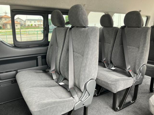 ハイエースワゴン グランドキャビン　登録済未使用車／４ＷＤ／４列１０人乗り／デジタルインナーミラー／パノラミックビューモニター／パワースライドドア／ＬＥＤヘッドライト／スマートキー／トヨタセーフティーセンス／ＬＥＤフォグ（53枚目）