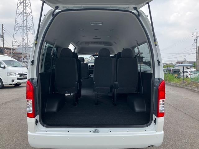 ハイエースワゴン グランドキャビン　登録済未使用車／４ＷＤ／４列１０人乗り／デジタルインナーミラー／パノラミックビューモニター／パワースライドドア／ＬＥＤヘッドライト／スマートキー／トヨタセーフティーセンス／ＬＥＤフォグ（60枚目）