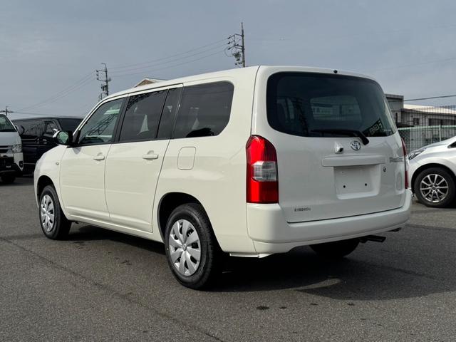 プロボックス Ｆ　登録済未使用車／４ＷＤ／バックモニター／トヨタセーフティーセンス／ＡＣ１００Ｖ電源／ダブルエアバック／オートハイビーム／レーンキーピング／トラクションコントロール／キーレスエントリー／電動格納ドアミラ（12枚目）