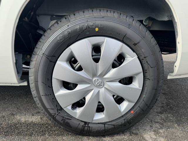 プロボックス Ｆ　登録済未使用車／４ＷＤ／バックモニター／トヨタセーフティーセンス／ＡＣ１００Ｖ電源／ダブルエアバック／オートハイビーム／レーンキーピング／トラクションコントロール／キーレスエントリー／電動格納ドアミラ（25枚目）