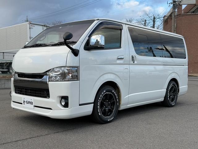 ハイエースバン スーパーＧＬ　ダークプライム　４ＷＤ／ＡＬＰＩＮＥ　ＢＩＧＤＡ／ＡＬＰＩＮＥデジタルインナーミラー／ＥＴＣ／ＥＳＳＥＸフロントスポイラー／サイドステップ／リアライナー／１６ｉｎアルミ／ローダウン／ＬＥＤテール／ベッドキット（10枚目）