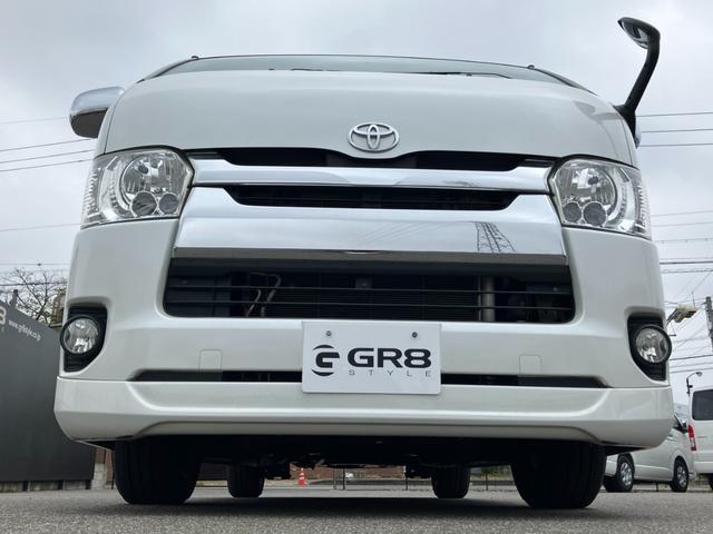 ハイエースバン ロングスーパーＧＬ　ナビＴＶ／バックカメラ／Ｂｌｕｅｔｏｏｔｈ／ＥＴＣ／フロントスポイラー／１７ｉｎアルミ／ローダウン／ＬＥＤテールライト／シートカバー／ベッドキット／ロッドホルダー／ＬＥＤヘッドライト／Ｗエアバック（32枚目）