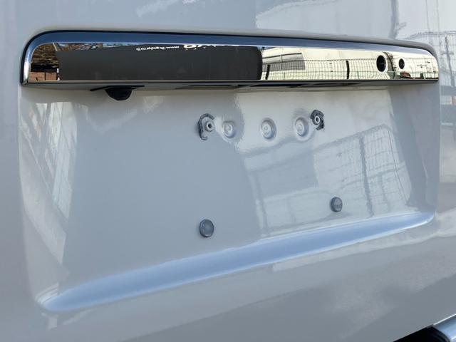 ハイエースバン スーパーGL ダークプライム ナビTV/Bカメラ/Bluetooth/ETC/バッドフェイスボンネット/フロントスポイラー/16inアルミ/ローダウン/AC100V電源/LEDヘッドライト/スマートキー&プッシュスタート/ベッド(39枚目)
