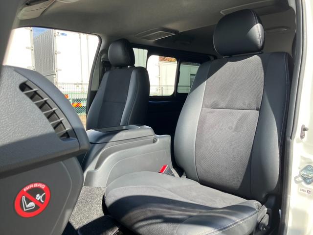 ハイエースバン スーパーGL ダークプライム ナビTV/Bカメラ/Bluetooth/ETC/バッドフェイスボンネット/フロントスポイラー/16inアルミ/ローダウン/AC100V電源/LEDヘッドライト/スマートキー&プッシュスタート/ベッド(46枚目)