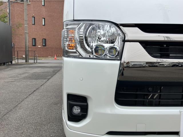 ハイエースバン スーパーGL ダークプライムII ALPINE BIGDA/Bカメラ/HDMI/ETC/トヨタセーフティーセンス/LEDヘッドライト/GR8フロントスポイラー/ESSEX18inアルミ/センターコンソール/シートカバー/ベッドキット(13枚目)