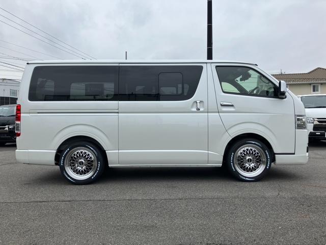 ハイエースバン スーパーGL ダークプライムII ALPINE BIGDA/Bカメラ/HDMI/ETC/トヨタセーフティーセンス/LEDヘッドライト/GR8フロントスポイラー/ESSEX18inアルミ/センターコンソール/シートカバー/ベッドキット(23枚目)