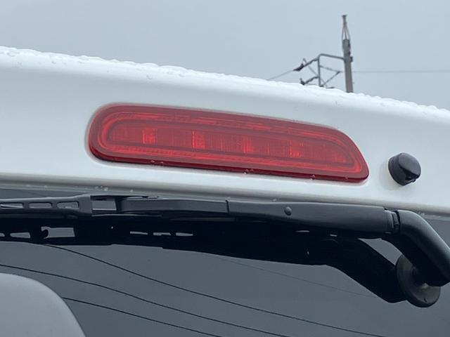 ハイエースバン スーパーGL ダークプライムII ALPINE BIGDA/Bカメラ/HDMI/ETC/トヨタセーフティーセンス/LEDヘッドライト/GR8フロントスポイラー/ESSEX18inアルミ/センターコンソール/シートカバー/ベッドキット(37枚目)