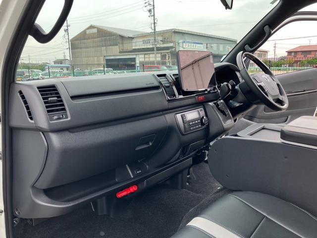 ハイエースバン スーパーGL ダークプライムII ALPINE BIGDA/Bカメラ/HDMI/ETC/トヨタセーフティーセンス/LEDヘッドライト/GR8フロントスポイラー/ESSEX18inアルミ/センターコンソール/シートカバー/ベッドキット(49枚目)