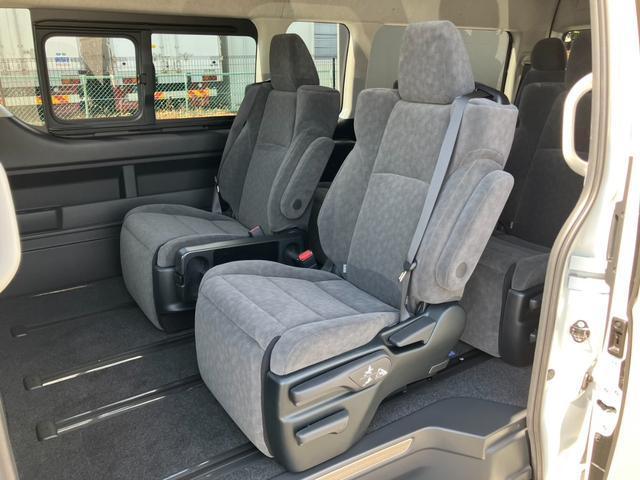 ハイエースワゴン グランドキャビン ファインテックツアラー/登録済未使用車/10人乗り/デジタルインナーミラー/パノラミックビューモニター/電動スライドドア/LEDフォグライト/スマートキー/トヨタセーフティセンス/助手席エアバック(55枚目)