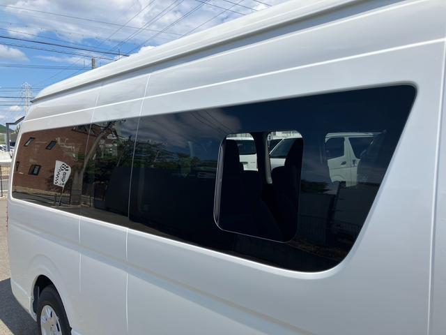 ハイエースワゴン グランドキャビン ファインテックツアラー/新車未登録/10人乗り/デジタルインナーミラー/パノラミックビューモニター/電動スライドドア/LEDフォグライト/スマートキー/トヨタセーフティセンス/助手席エアバック(35枚目)